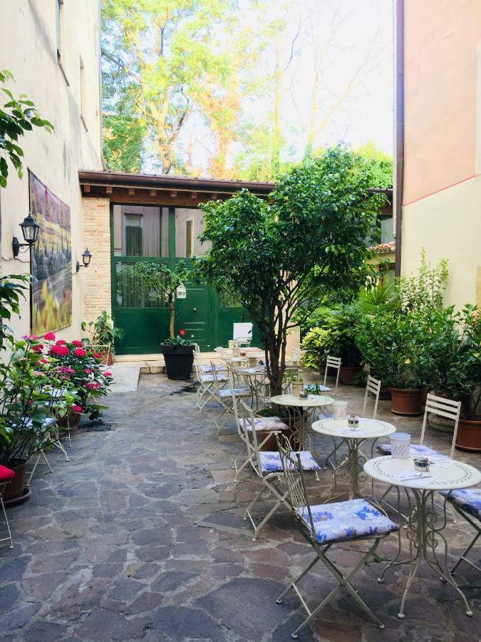 Boutique Hotel Scalzi - Adults Only Verona Exterior photo